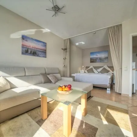 Haus Schoene Aussicht, App 2sb211 * Heiligenhafen